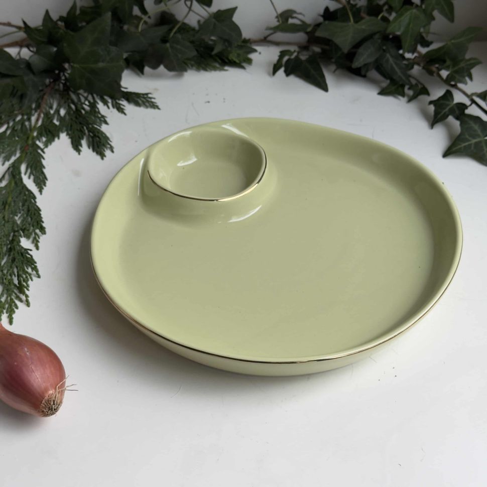 Тарелка с отделением для соуса Riverdale 23 см фарфор