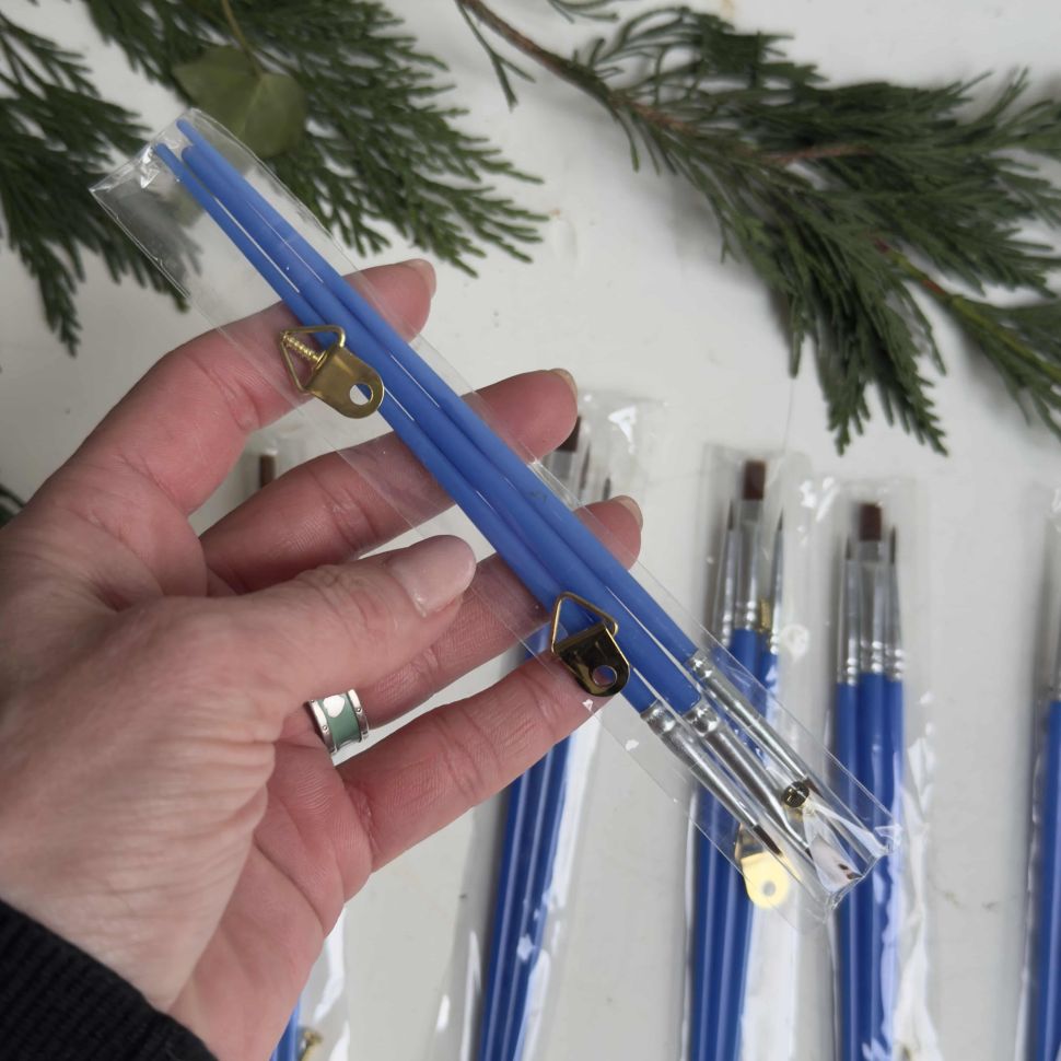 Набор кистей для рисования 3 шт и крепежей 