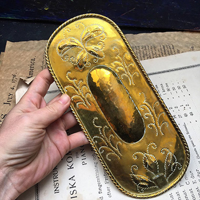 Декоратинювное панно латунь 