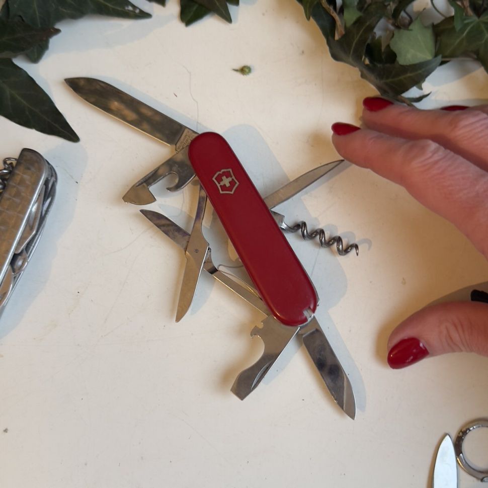 Нож туристический Victorinox Швейцария