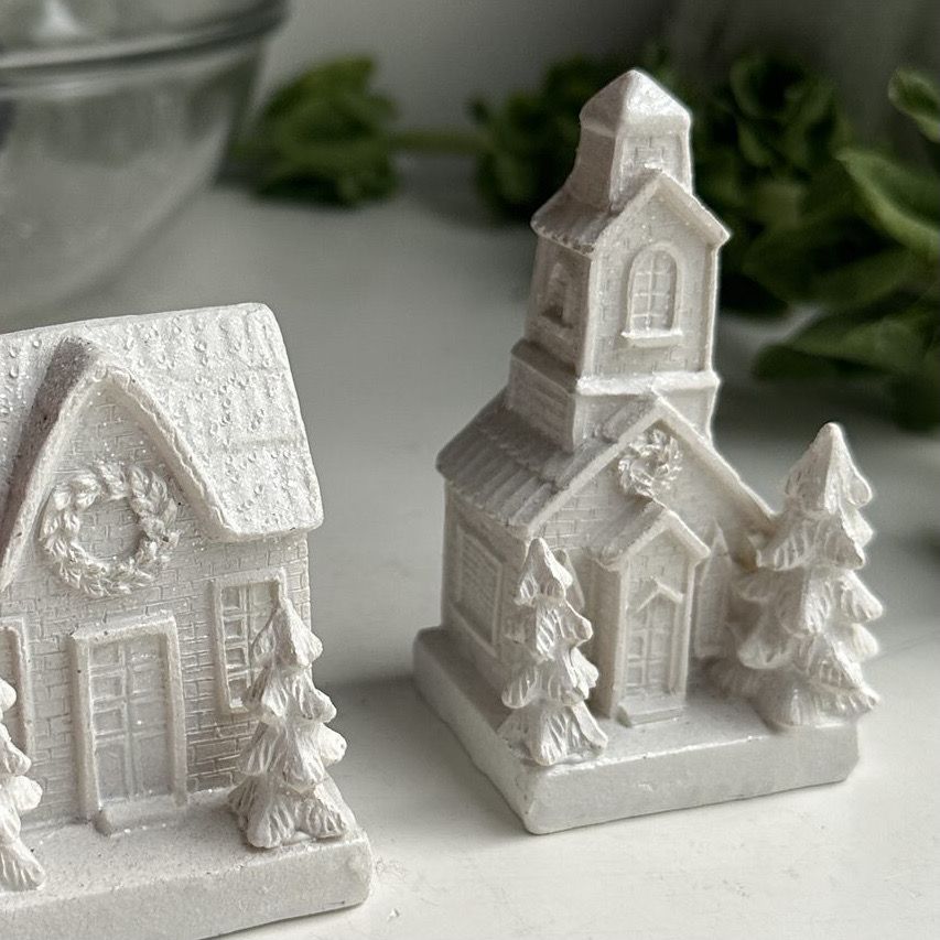 Статуэтка Домик церковь 9 см  