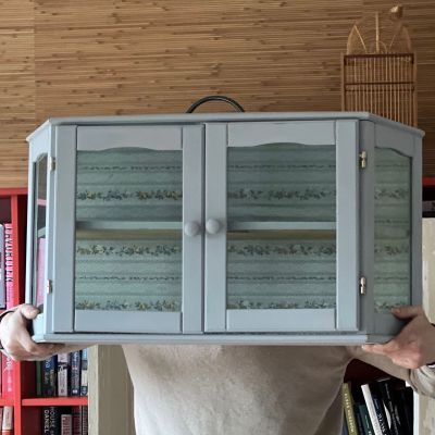 Витрина шкаф подвесной 77х41х23 см дерево стекло