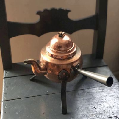 Чайник на трех ножках 1 л медь чеканка Швеция