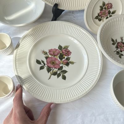 Тарелка 16 см Briar Rose Wedgwood Англия