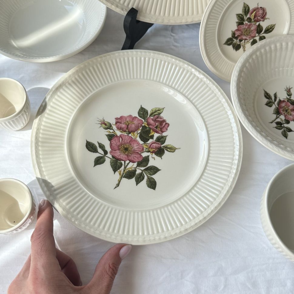 Тарелка 16 см Briar Rose Wedgwood Англия