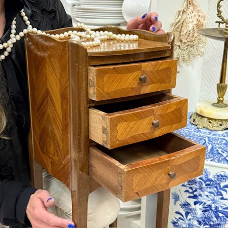 Тумбочка столик Паркетри 73 см Франция 1870 гг 