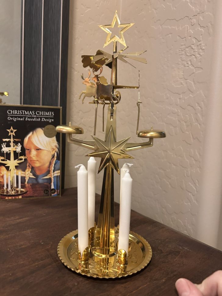 Подсвечник новогодний мобиль Олени 30 см золотые