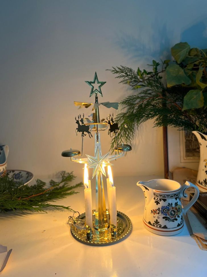 Подсвечник новогодний мобиль Олени 30 см золотые