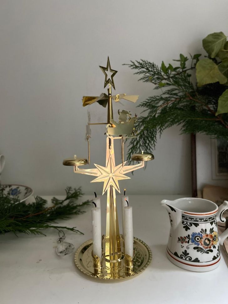 Подсвечник новогодний мобиль Олени 30 см золотые