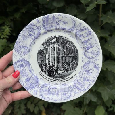 Тарелка Sarreguemines Chansons de Desrousseaux 19 см Франция 