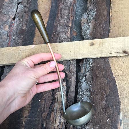 Половник металл с деревянной ручкой