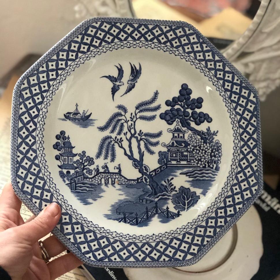 Тарелка восьмиугольная 26 см Staffordshire фарфор Англия willow