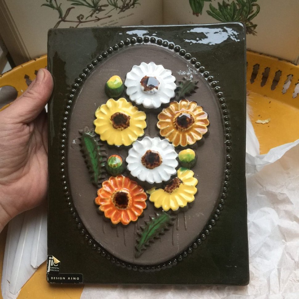 Плитка изразец Хризантемы с подвесом Щвеция