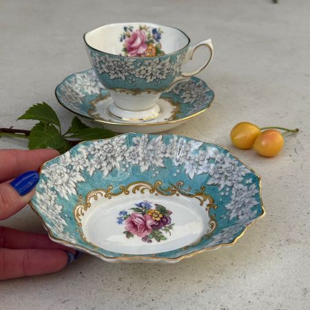 Блюдо розетка Royal Albert Enchantment 15 см Англия