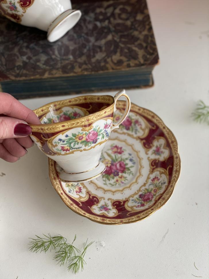 Чайная пара Royal Albert Lady Hamilton 200 мл Англия