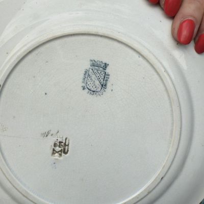 Тарелка Sarreguemines Охота 20 см Франция изьян