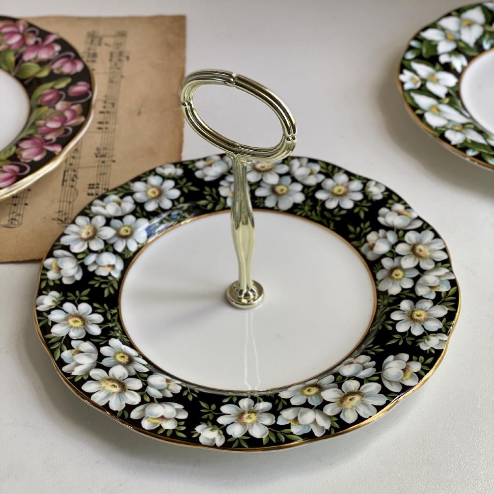 Менажница черный Royal Albert Mountain Avens Provincial flowers 1975 21 см Англия