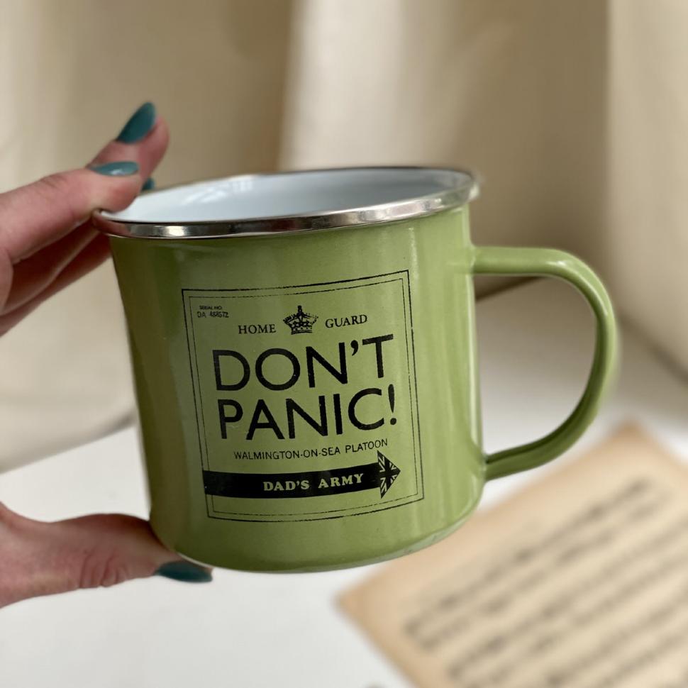 Кружка 500 мл Don't Panic эмалированная