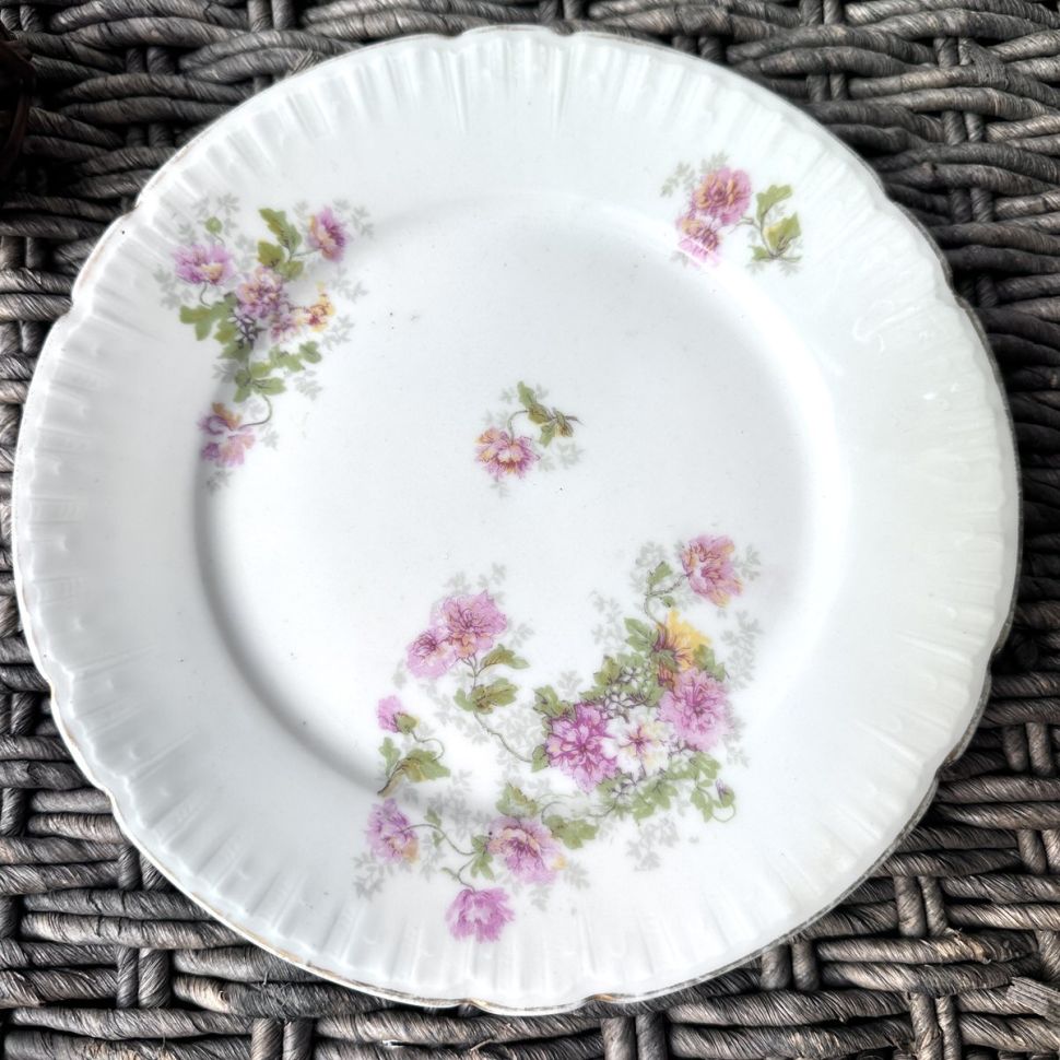 Тарелка Клематисы Арнуво 20 см фарфор Франция