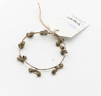 Браслет с бубенцами латунь без застежки цельный