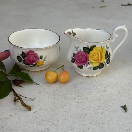 Сахарница молочник Royal Albert June Delight Англия набор