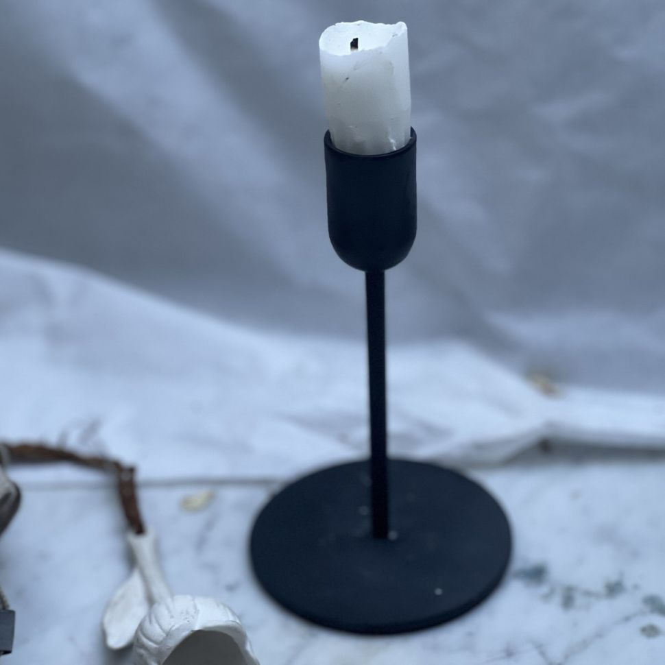 Подсвечник на круглом основании 15 см металл