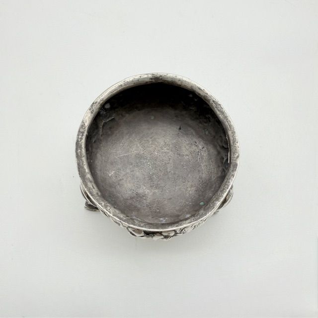 Солонка на 3-х ножках 5 см серебро Голландия