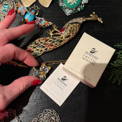 Подвес Кошка Swarovski с золоченой цепочкой Crystal Memories 52 см