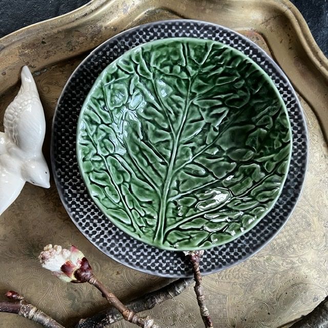 Миска 17 см Капустный лист керамика Португалия
