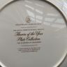 Тарелка Franklin Porcelain Wedgwood Flowers of the Year Ноябрь 27 см изъян