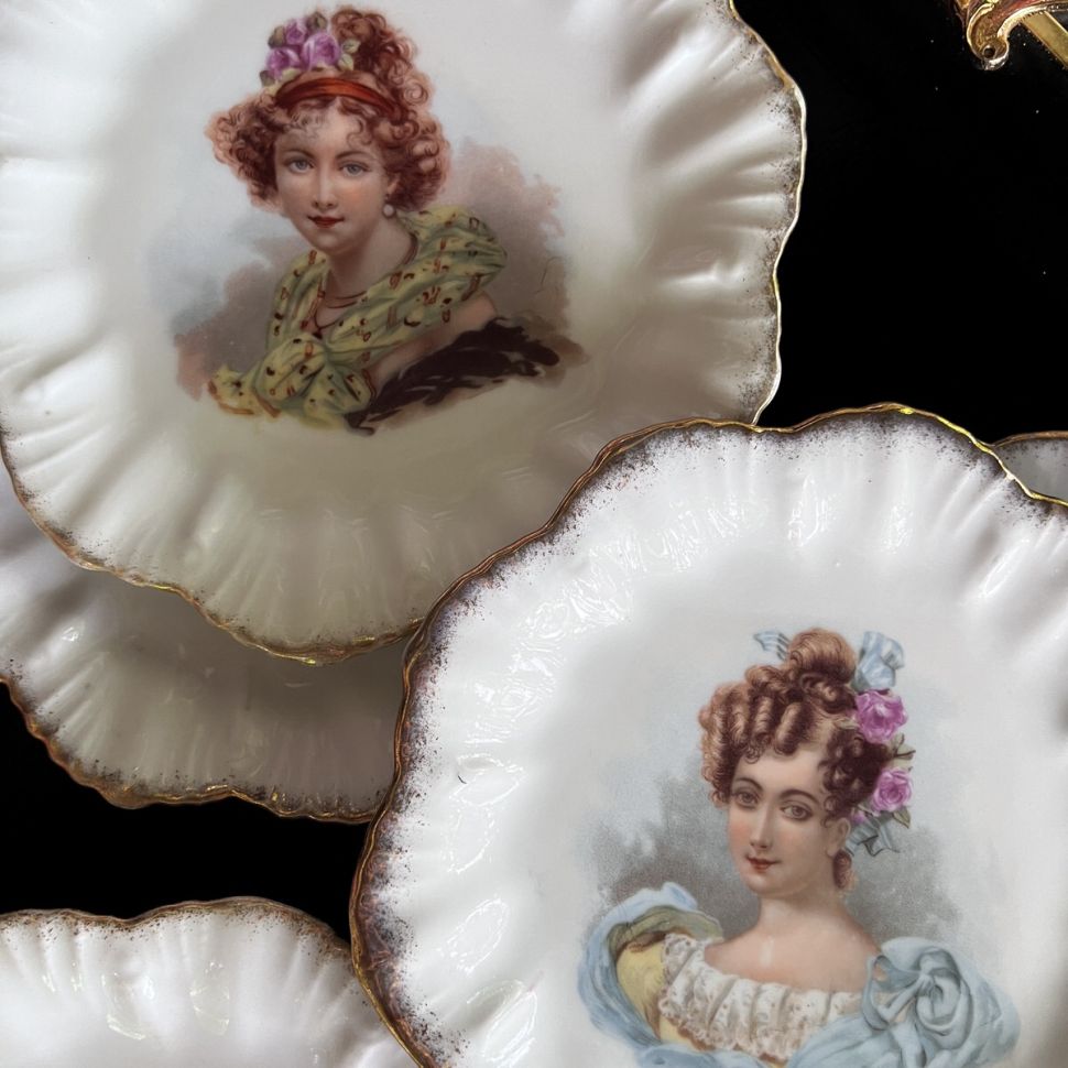 Тарелка Портрет дамы 21 см Франция