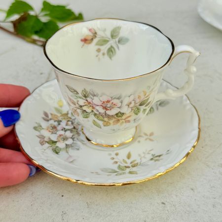 Кофейная пара Royal Albert Haworth 150 мл Англия