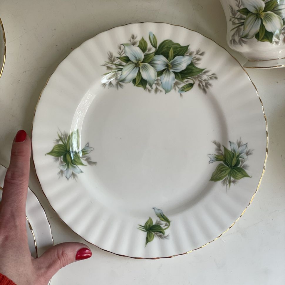 Тарелка Trillium Royal Albert 21 см Англия 72-90 гг.