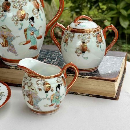 Сахарница Танцующие гейши 12 см фарфор Япония  