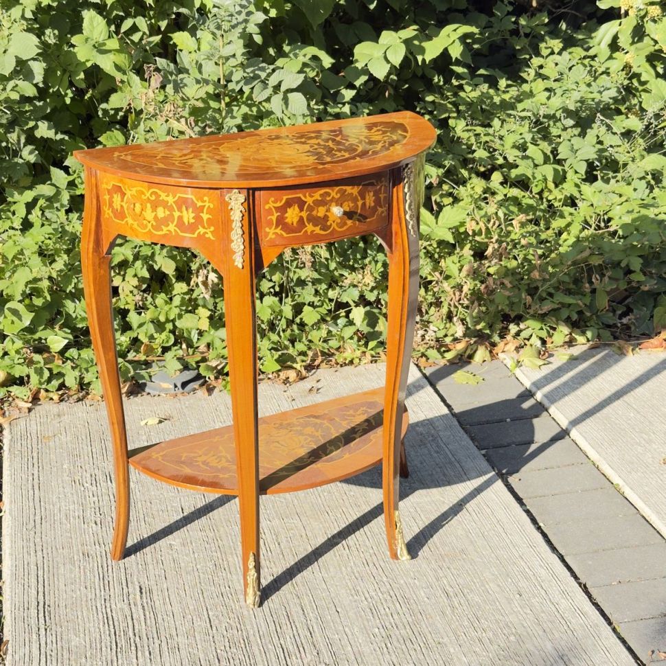 Стол консоль в дворцовом стиле  65х73 см дерево маркетри