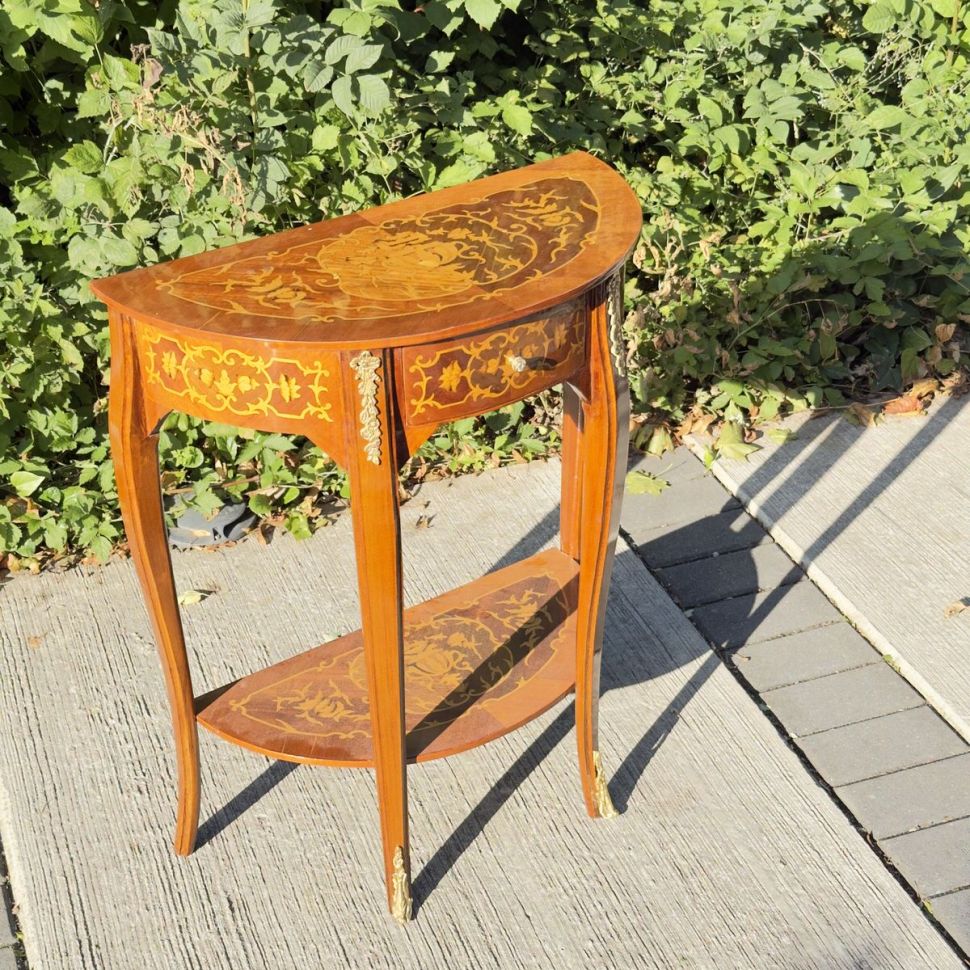 Стол консоль в дворцовом стиле  65х73 см дерево маркетри