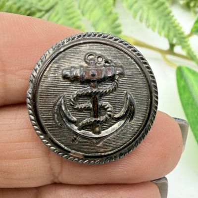 Пуговица военно-морская Якорь 2,4 см пластик