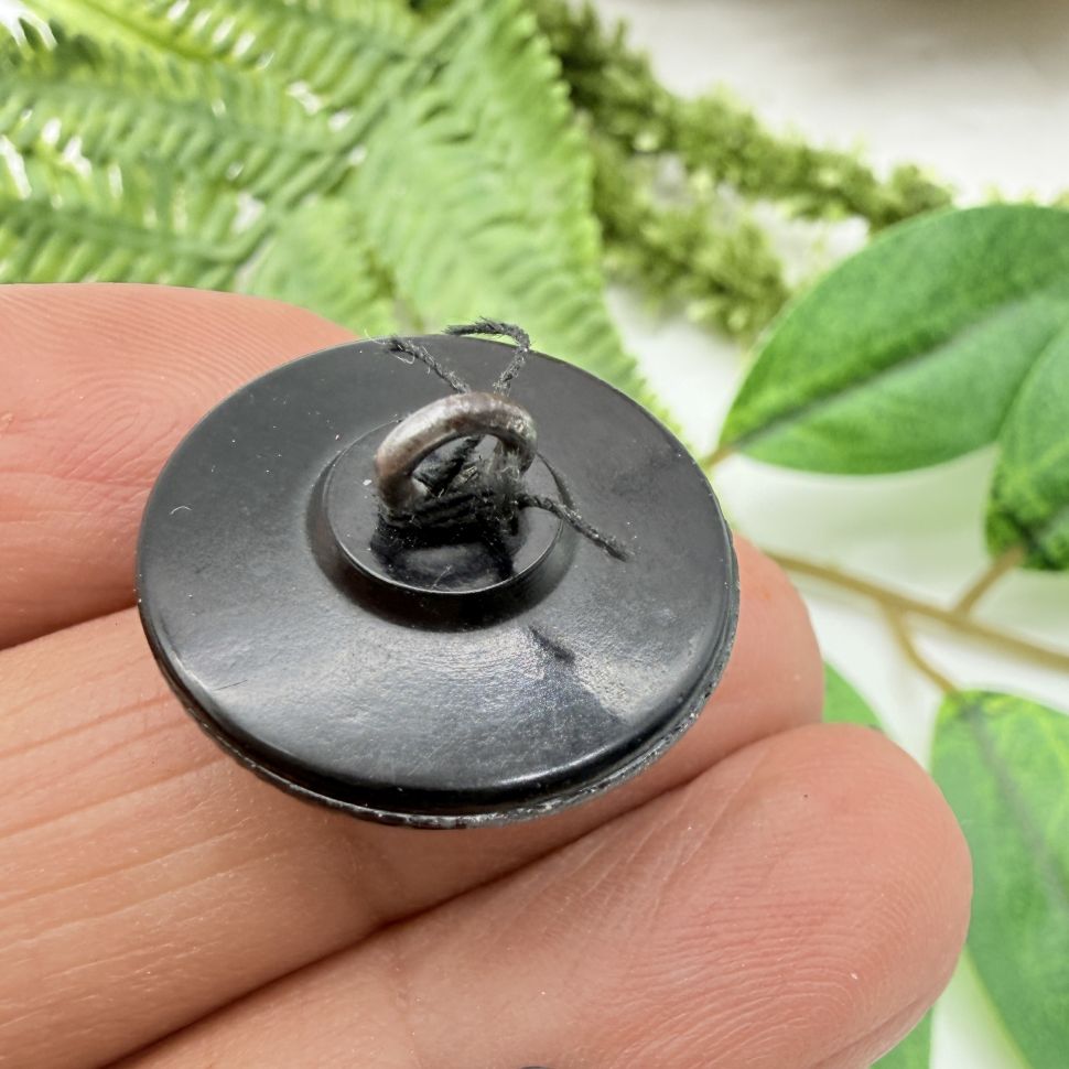 Пуговица военно-морская Якорь 2,4 см пластик