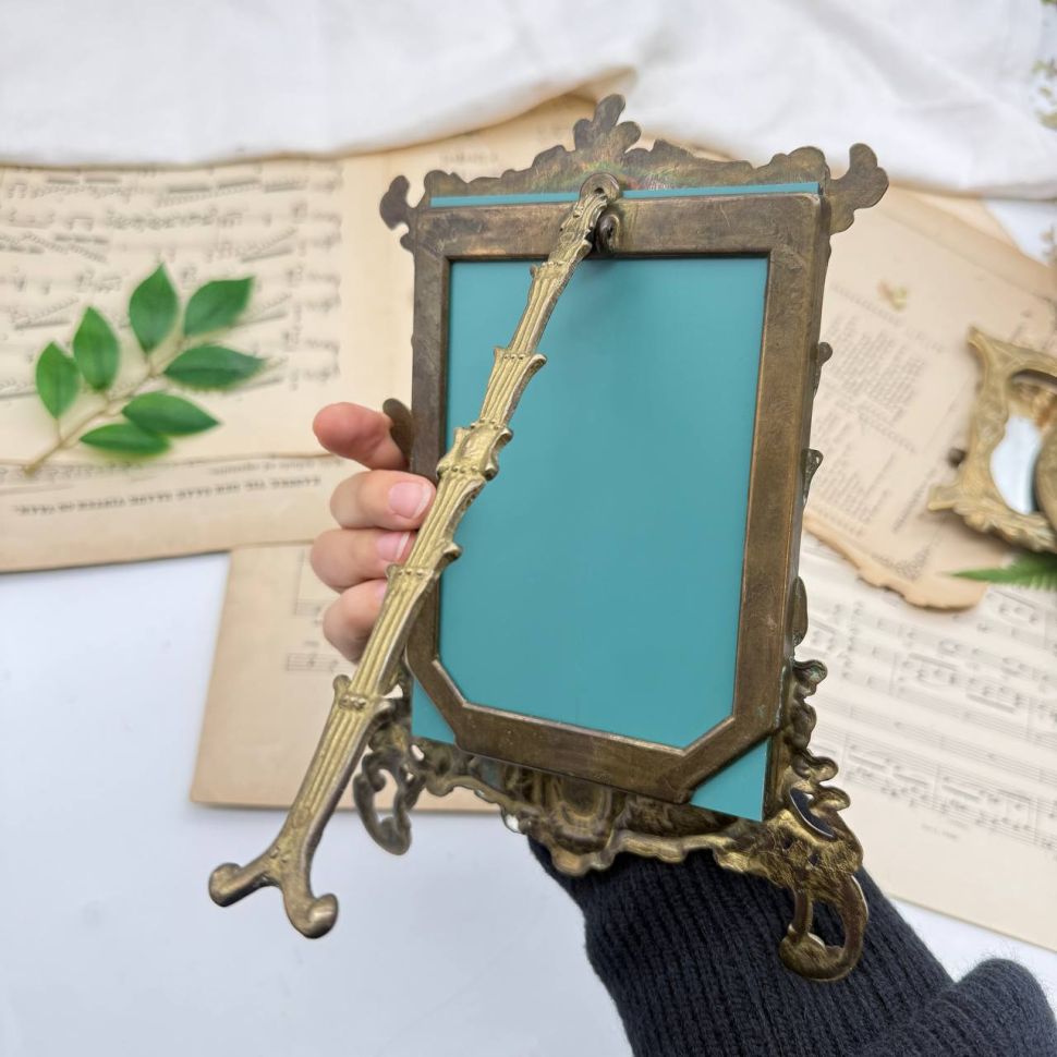 Зеркало настольное в раме для фото Ренессанс 23х17 см латунь