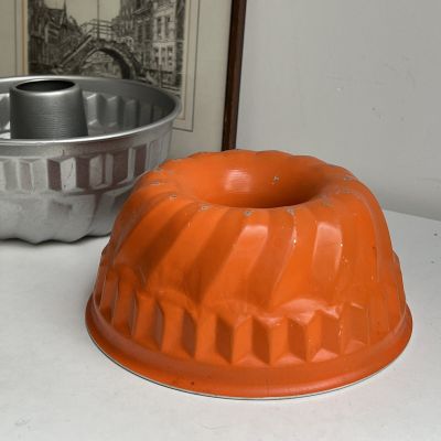 Форма для кекса 22 см металл эмаль