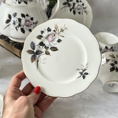 Тарелка Royal Albert Queen's Messenger 16 см Англия