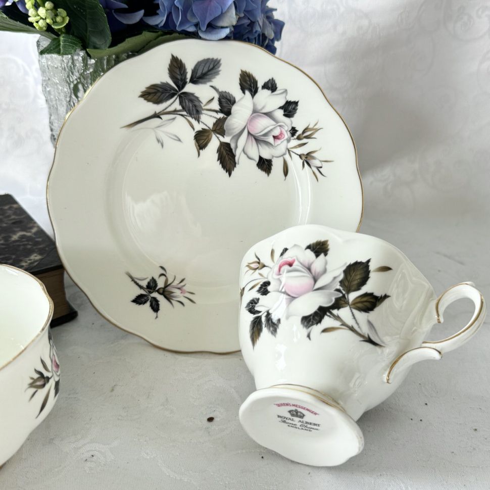 Тарелка Royal Albert Queen's Messenger 16 см Англия