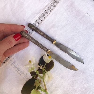 Нож малый десертный с гравировкой Е