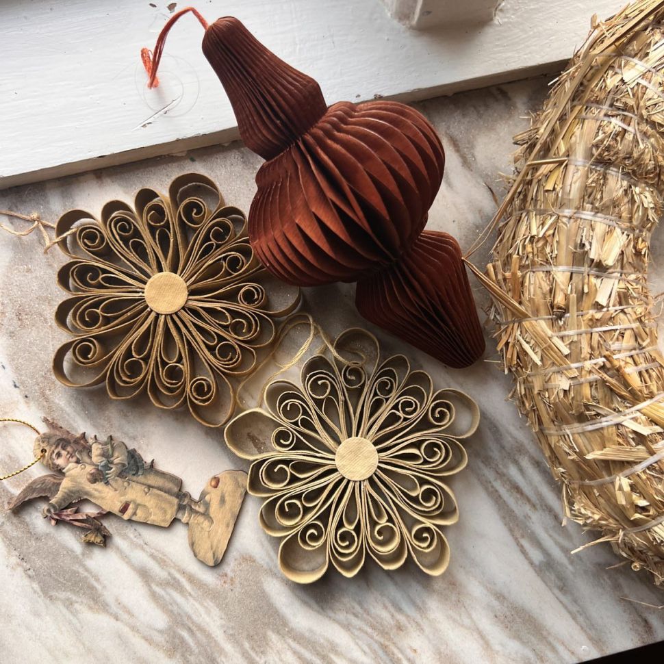 Подвес новогодний светлый 10 см бумага