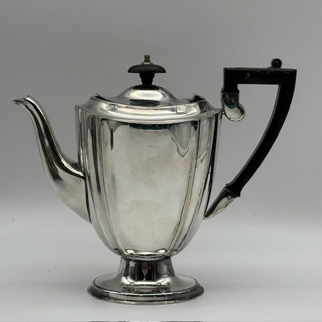 Кофейник 0,8 л серебрение Англия