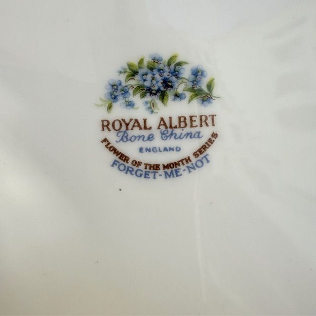 Тарелка Royal Albert 12 месяцев Июль 16 см Англия