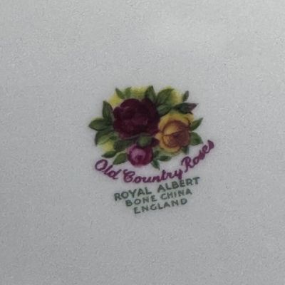 Блюдо Royal Albert Old Country Rose 22 см Англия