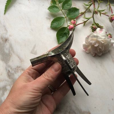 Китайский традиционный кубок Цзюэ