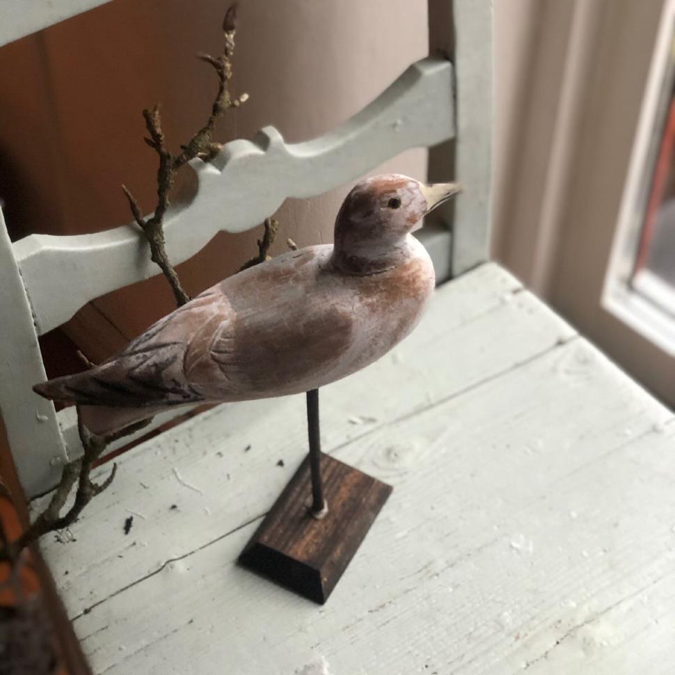 Декоративная стауэтка Серая чайка дерево