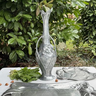 Ваза Арнуво Девушки 43 см олово  